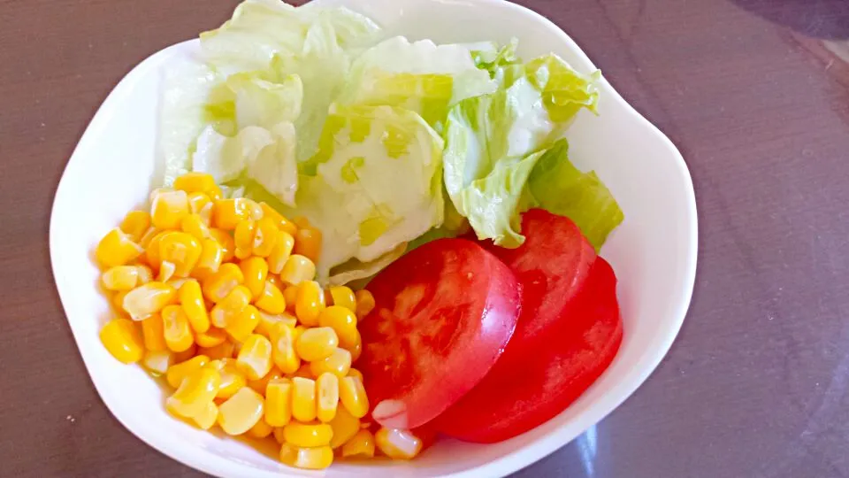 fresh salad #healthyLunch|joさん