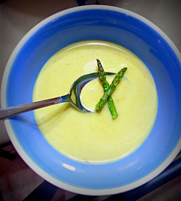 Cream of Asparagus Soup|S Theoさん