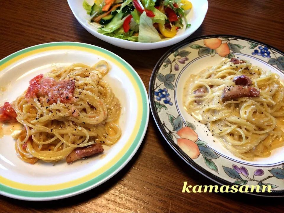 ケンタロさんの トマトカルボナーラ🍅と、普通のカルボナーラ🍝|かまさん