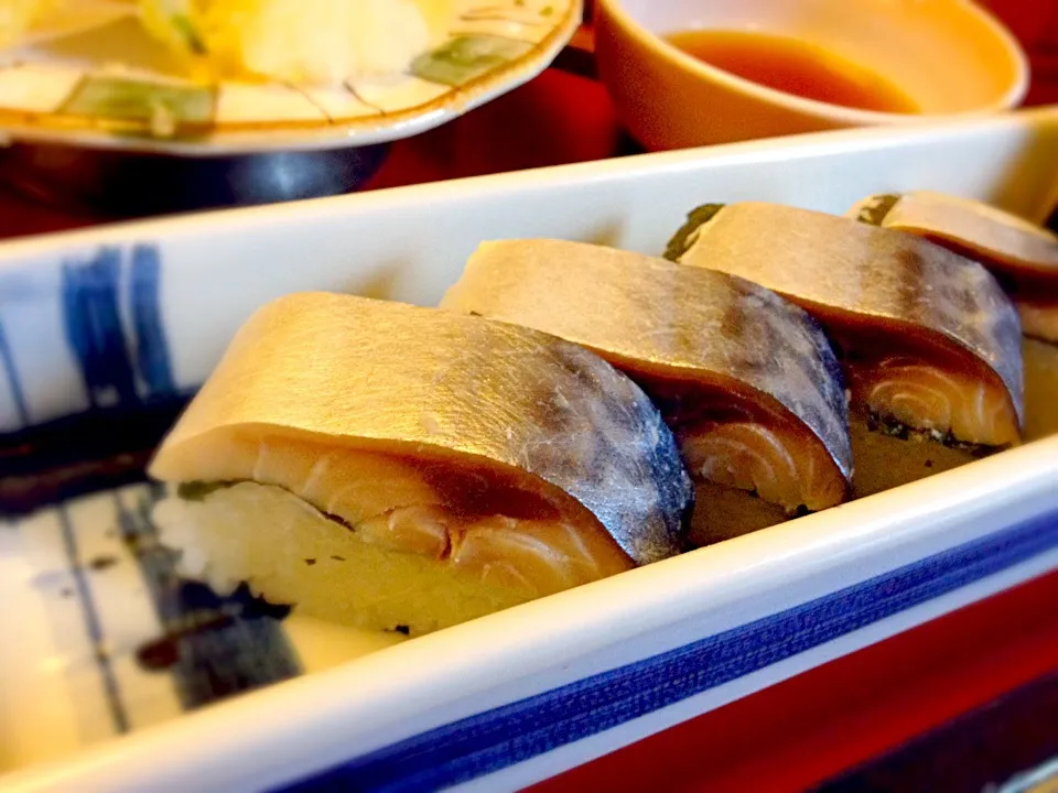 Snapdishの料理写真:山のせ本店のたらいうどん|ほのほのさん