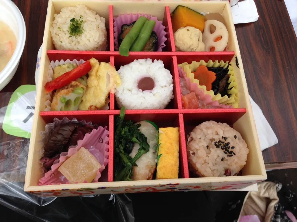 Hanami Bento|Beate Weissenbergerさん