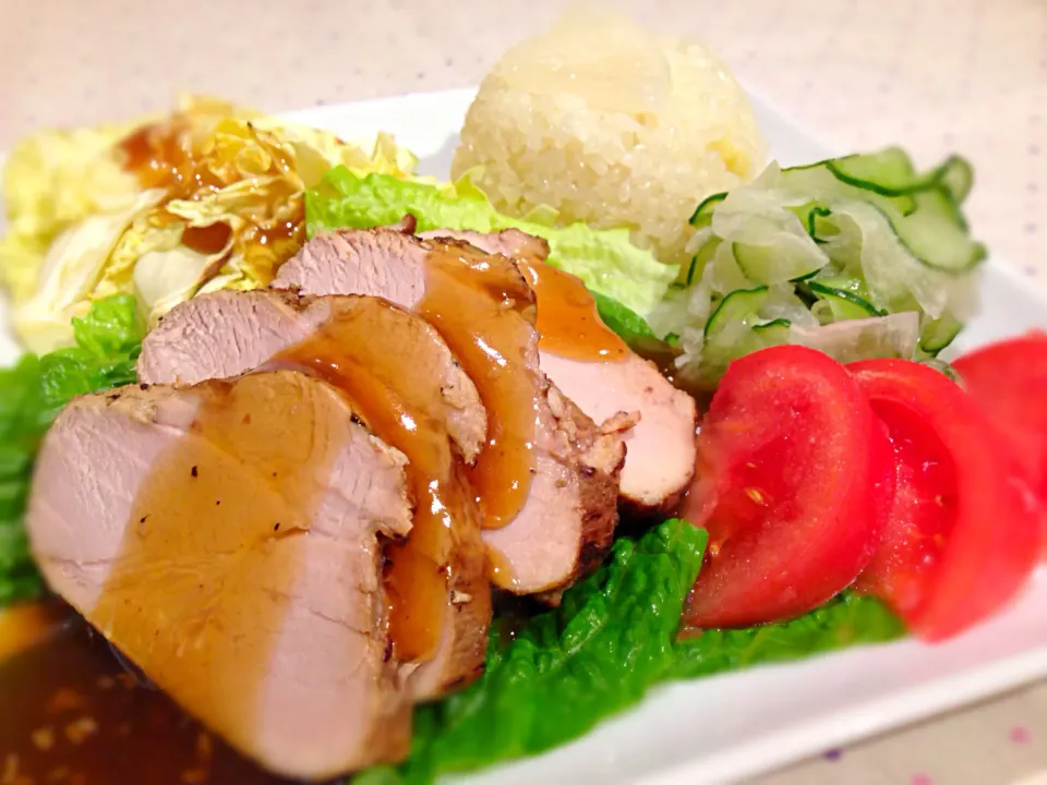 りりたんこぶさんの料理 炊飯器で作ったじゅわトロチャーシューどーん💥ワンプレート|ゆぅみんさん