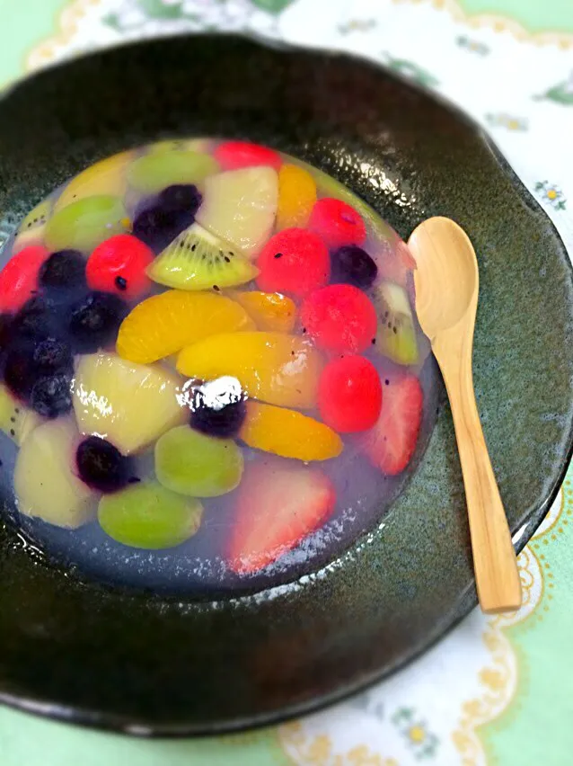 Snapdishの料理写真:Mix fruits jelly|pandaさん