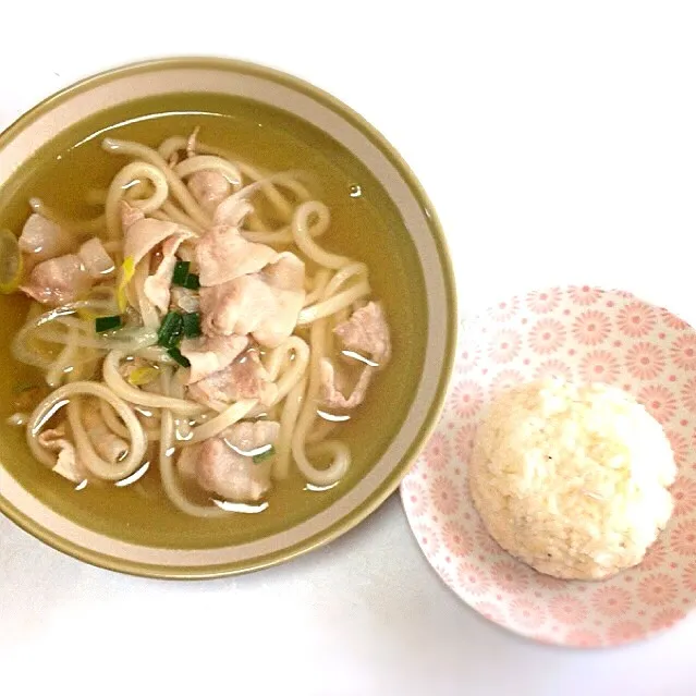 豚ネギうどん・しらすご飯のおにぎり|美也子さん