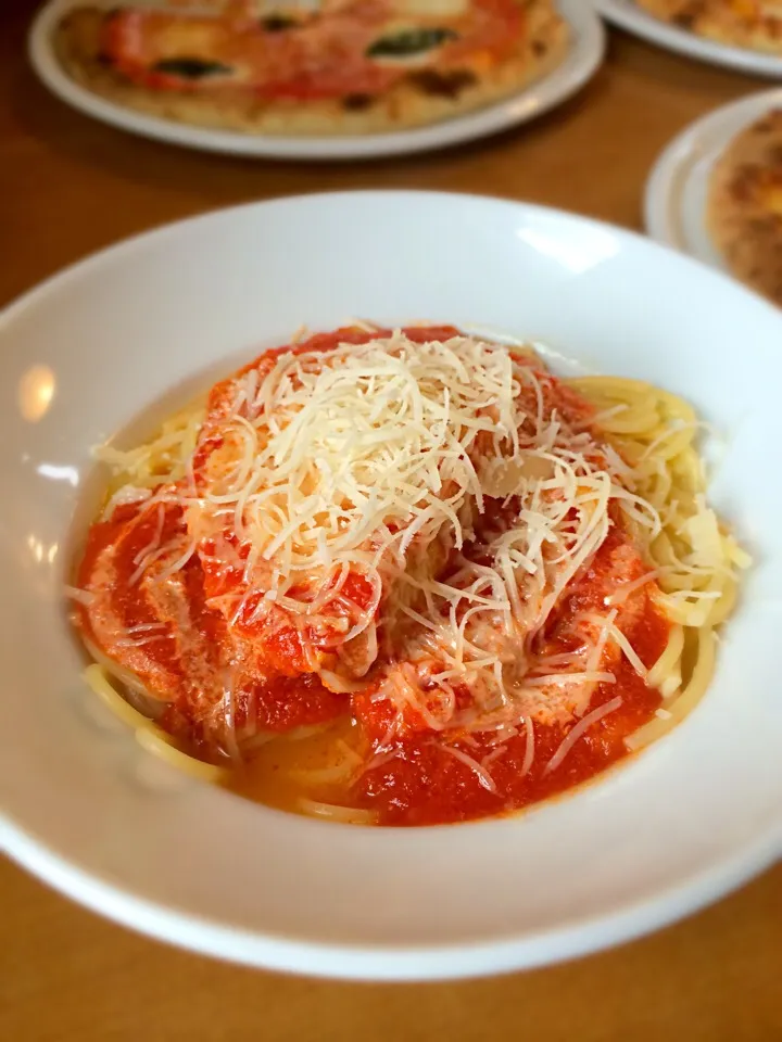 鶏ひき肉とベーコンのミートローフのトマトソーススパゲティ(イル・ターボロ)|Eikoさん