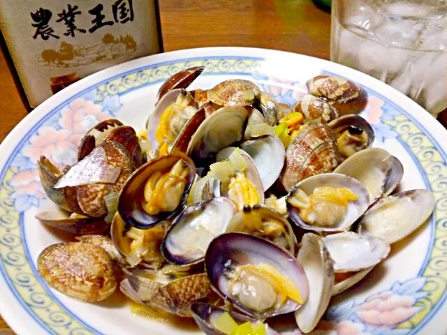 アサリバター。
焼酎に合う肴ですね。
(⌒‐⌒)|東京ライオンズさん