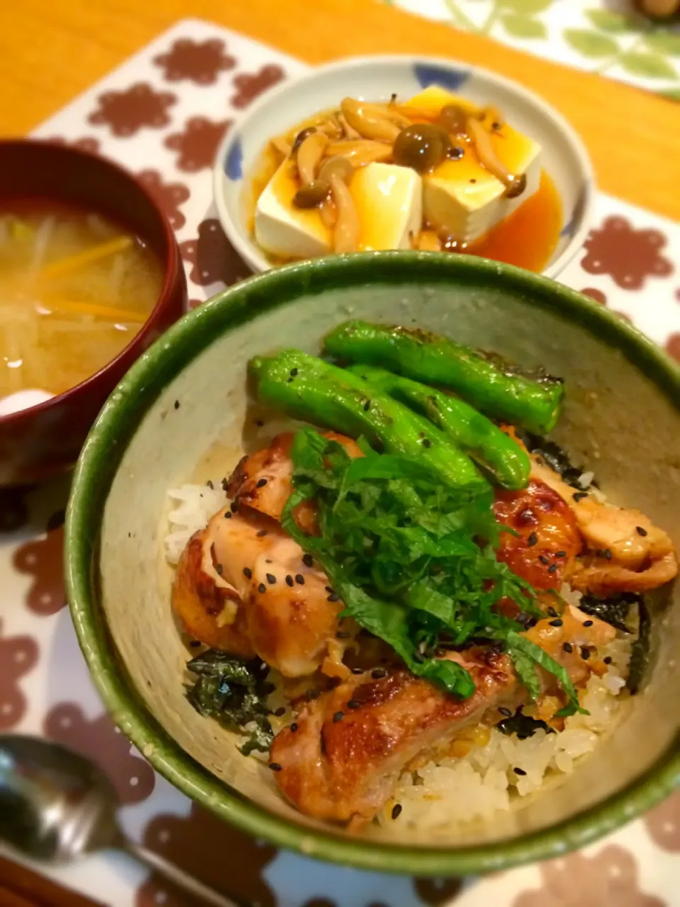 シソとゴマたっぷりのキジ焼き丼|ayaさん