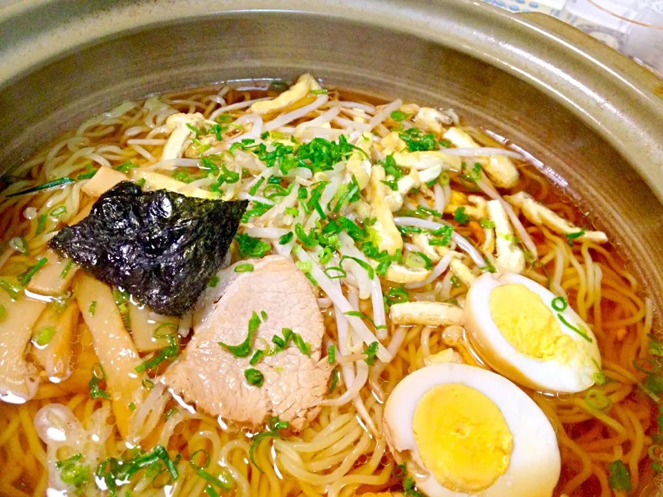 おうちで土鍋の醤油ラーメン！！|ひかるんさん