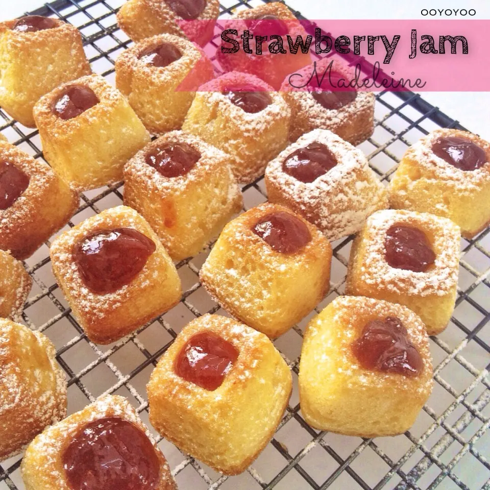 iPhone Gu : Strawberry Jam Madeleines มาดแลนแยมสตรอว์เบอร์รี่|OoHさん