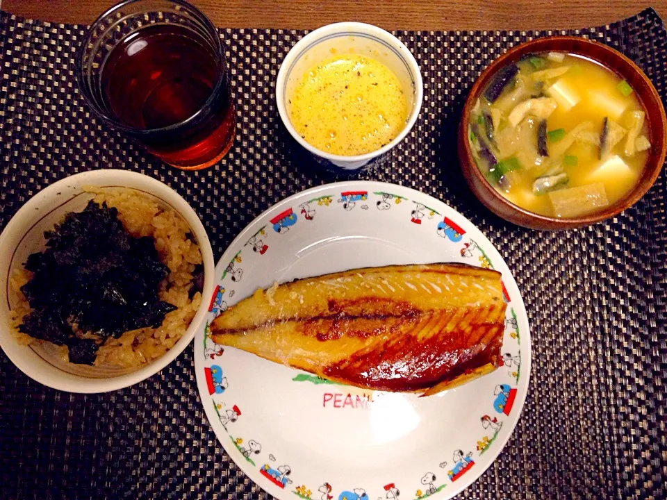 炊き込みごはんとさばと納豆とお味噌汁〜！The 和食＼(^o^)／|Ryokoさん