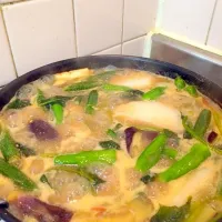 Snapdishの料理写真:Philippine sinigang|michellee leybleさん