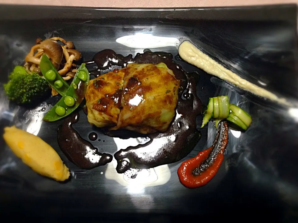 Chou farci aux purée de maïs et pomme sauce vinaigre de xérès son jus|Shinyaさん