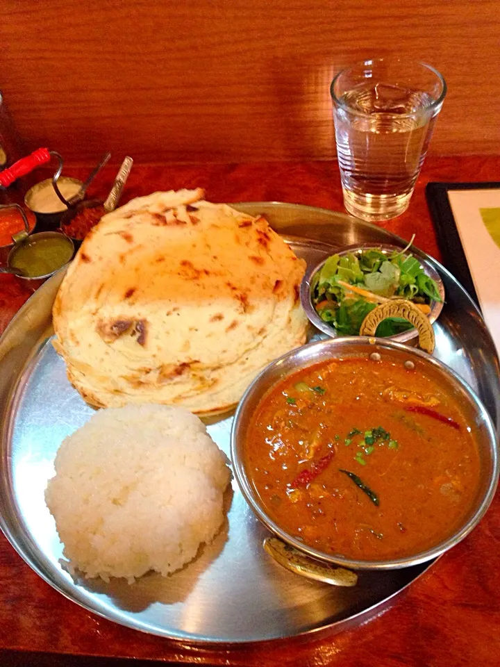 アーンドラ風チキンカレー@マドラスミールス|カリー仙人さん