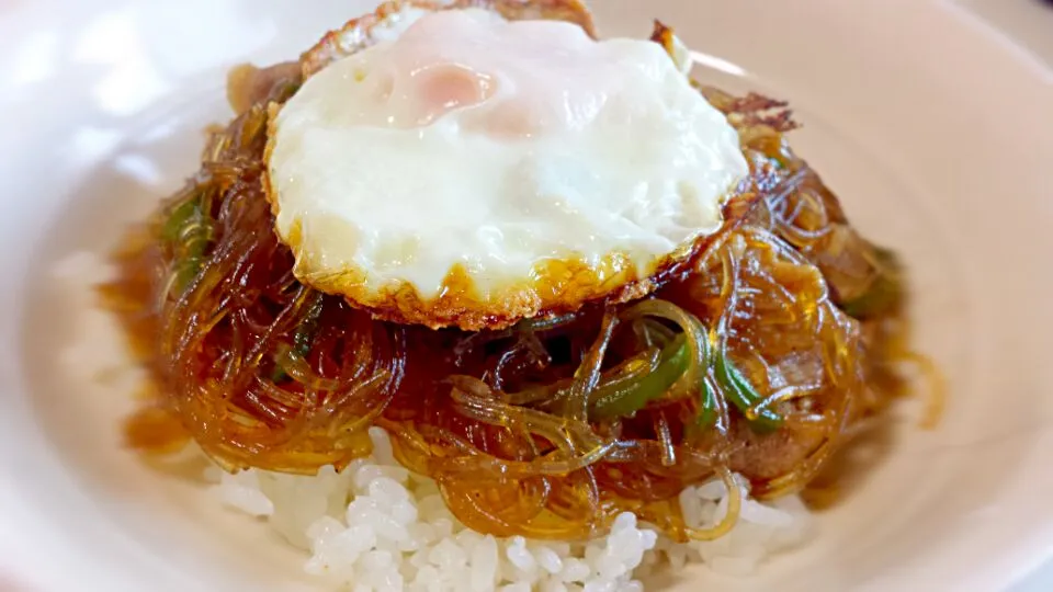 Snapdishの料理写真:チャプチェ丼|絢香さん