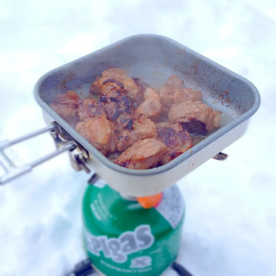 雪山で焼肉だぜ！|ラー山さん