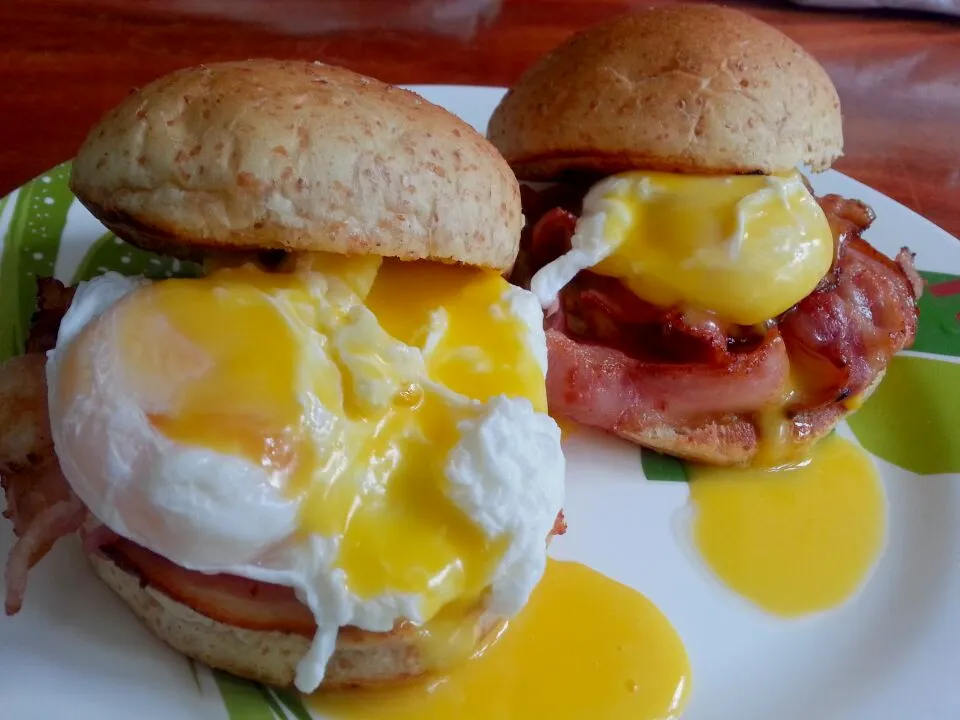 Egg benedict|Kaew Sirithipさん