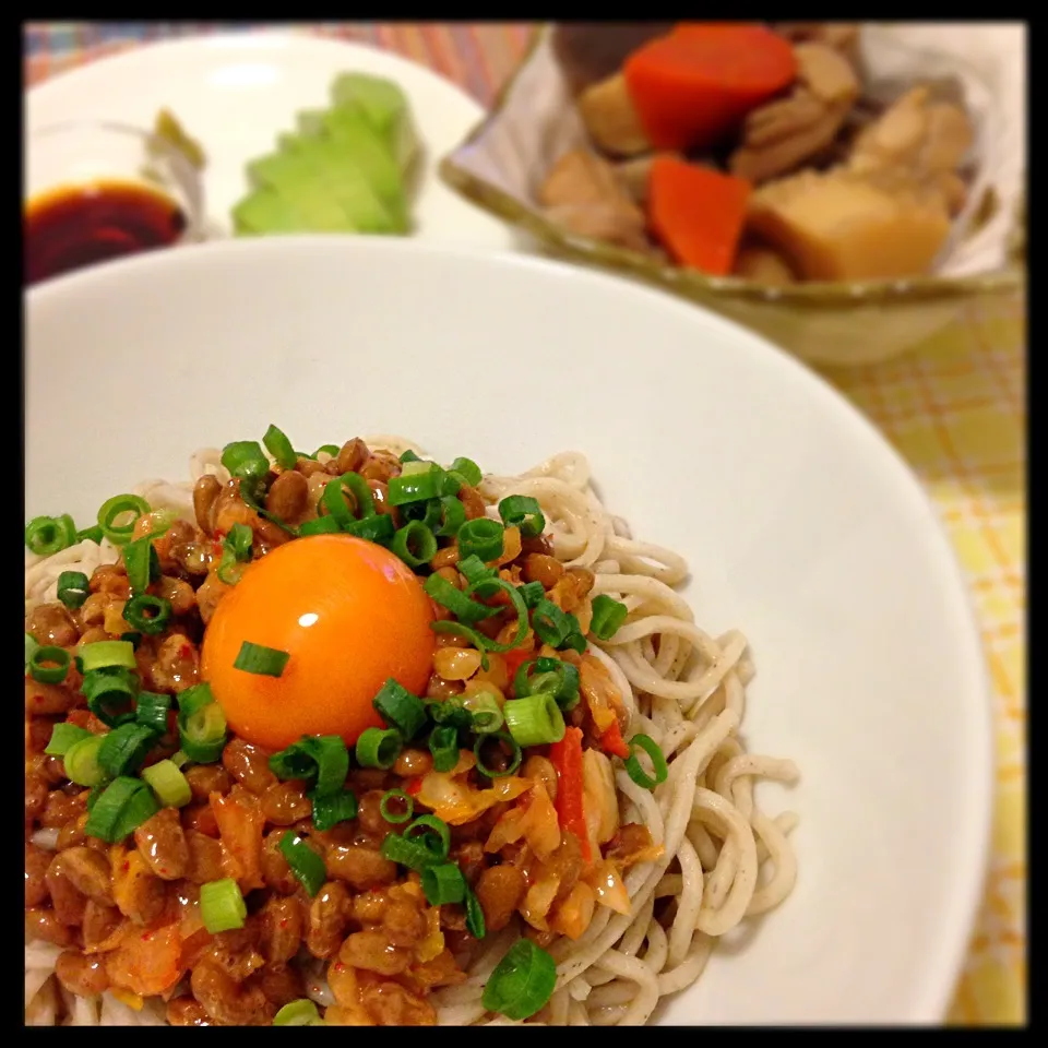 納豆キムチぶっかけ蕎麦！|ちぇさん