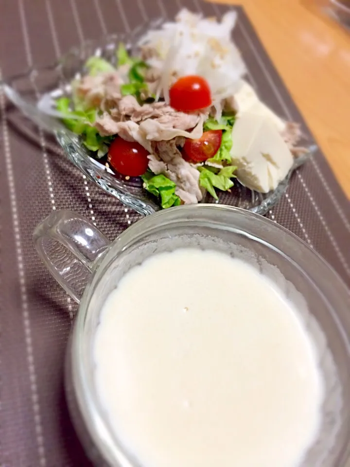 新玉ねぎのスープと新玉ねぎの冷しゃぶサラダ|haru-kazeさん