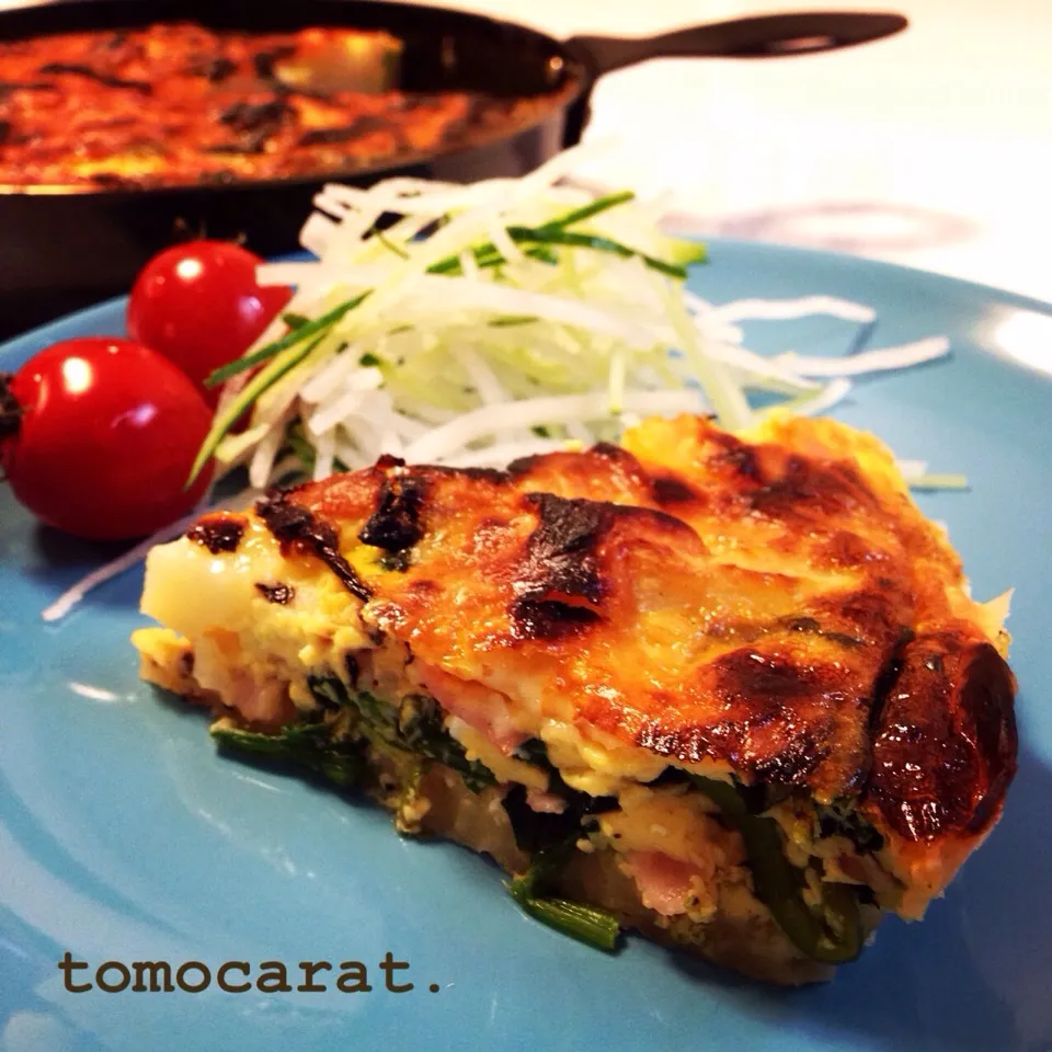 マクォーの料理 テヌキッシュ Quiche -potato, spinach & sausage|tomocarat.さん