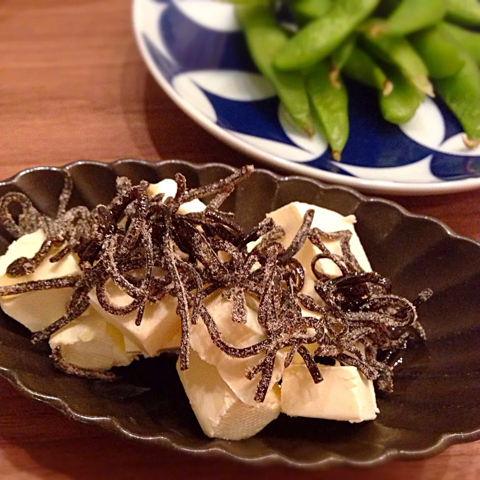 Snapdishの料理写真:クリームチーズに塩昆布、そして胡麻油|ひぐちんさん