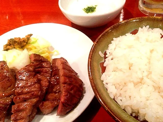 Snapdishの料理写真:牛タン定食|金子篤史さん