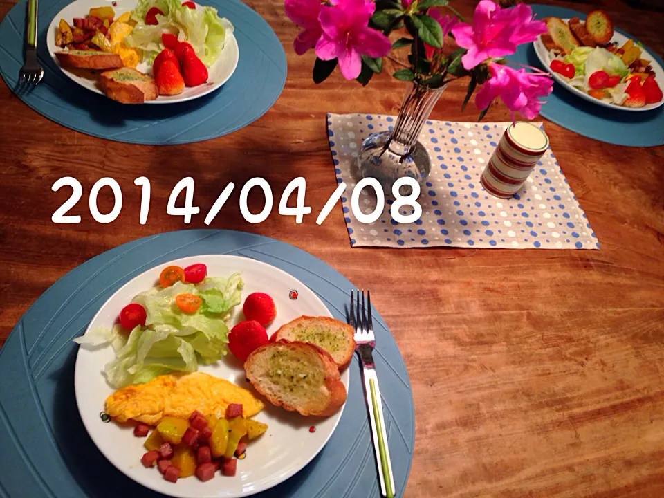 Snapdishの料理写真:朝ごはん  2014・4・8|ローゼルさん