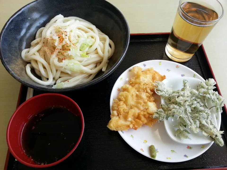 冷やうどん|たくぞうさん