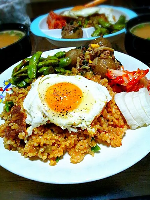 くららさんの炊飯器de韓国風カルビ炒飯☆|みったんさん