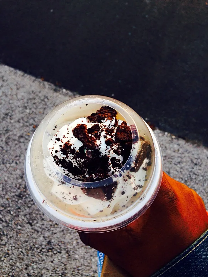 Oreo milkshake|Malcolm Spaceleeさん