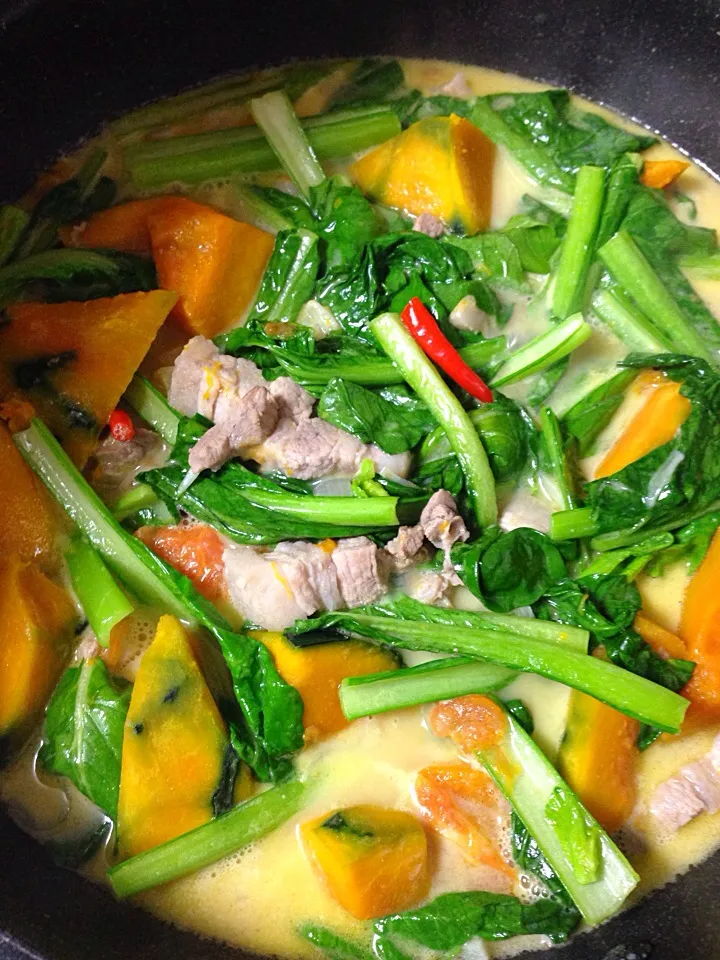 ginataang kalabasa with pork..|Wena Takaさん