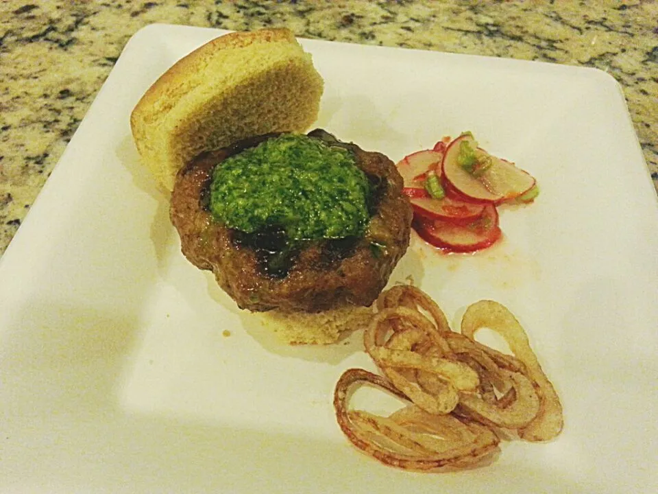 Snapdishの料理写真:lamb slider with chimichurri sauce, crispy shallots, and pickled radish|Chef On Qさん