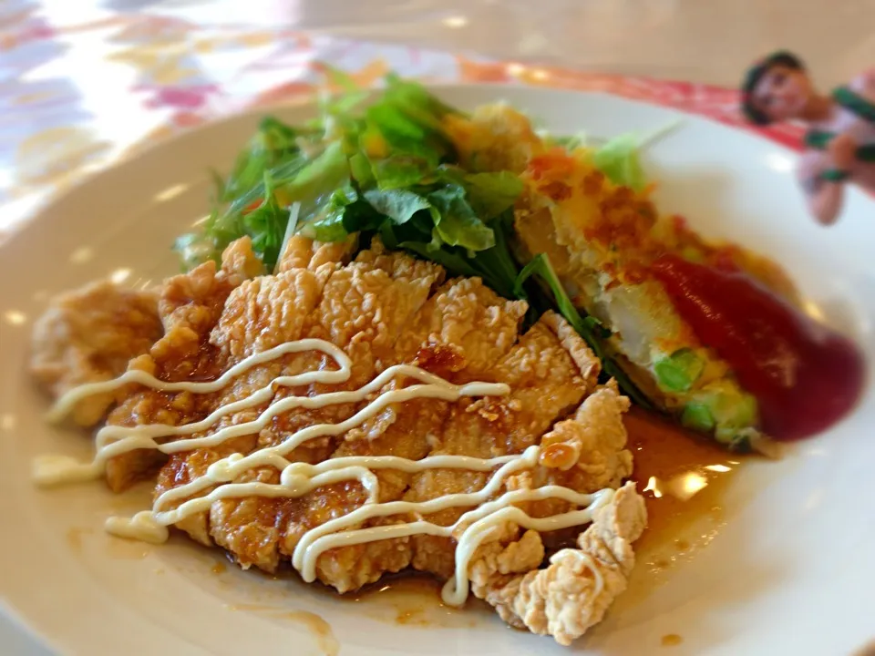 豚肉の唐揚げ ＆ スパニッシュオムレツ|KUMAさん