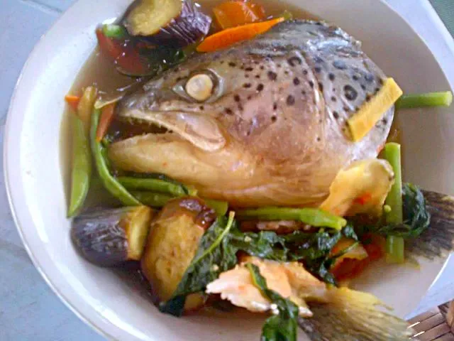 Pinoy Food: Sinigang Na Pink Salmon Head  the Soup is Made From Tamarind Stock and 
Turmeric a Healthy Meal Perfect For Summer Season|Dan Alfred Garcia Madriagaさん