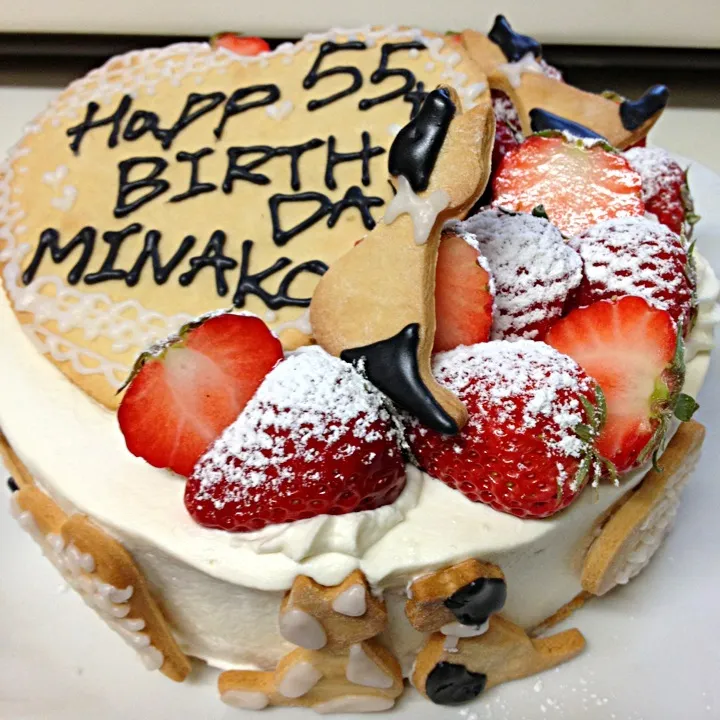 Snapdishの料理写真:お母さんの誕生日ケーキ♪|BAMBIさん