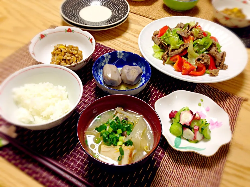 牛肉とレタスの彩り炒め|ゆきぼぅさん