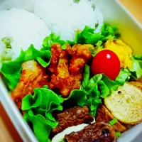 Snapdishの料理写真:春のまめごはんおにぎりのお弁当|メケさん