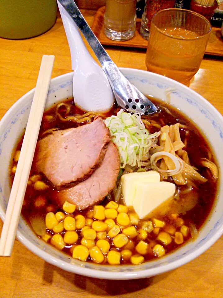 北海道ラーメン。純連の醤油ラーメン✨|ちはるさん