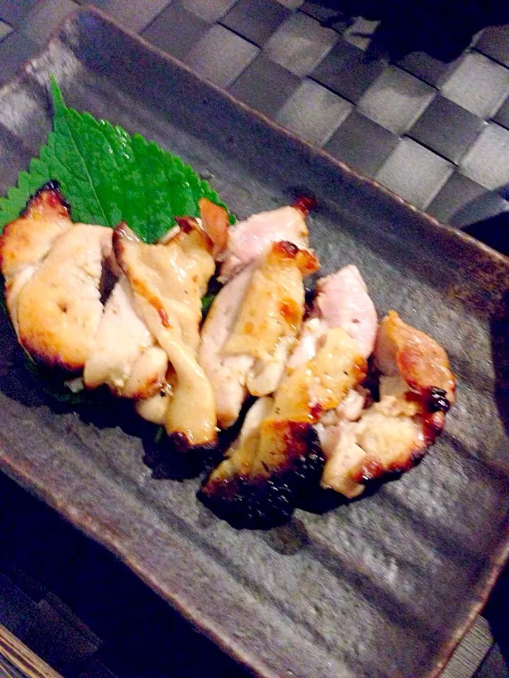 Snapdishの料理写真:鶏もも肉の柚子胡椒、塩糀グリル焼き🍀|まみりんごさん