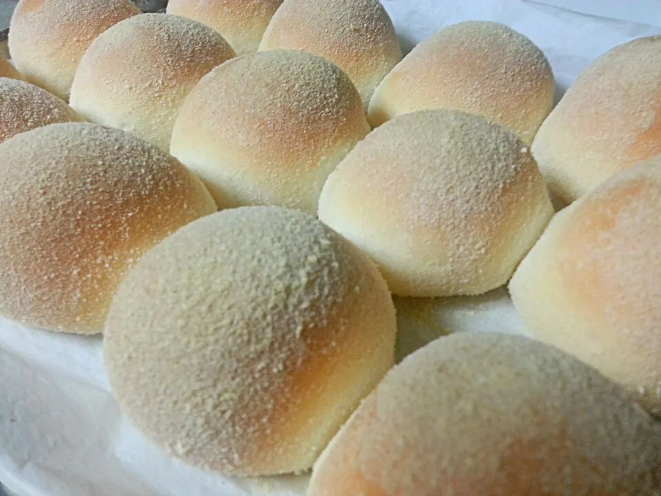 PANDESAL (PHILIPPINE MORNING ROLLS)|Analyn Austriaさん