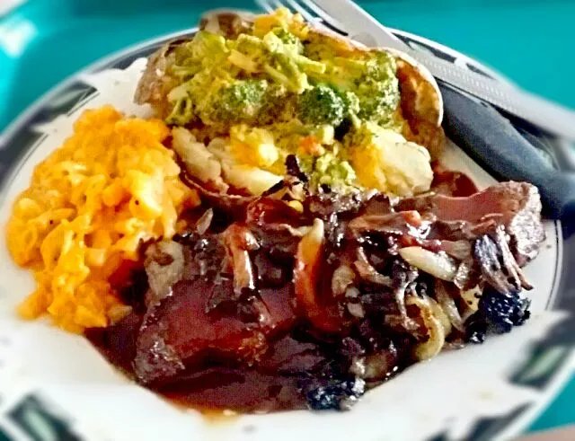 new york strip Steak with sauted portobello mushrooms and onions  baked potato with broccoli and cheese with macaroni and cheese|christl babcockさん