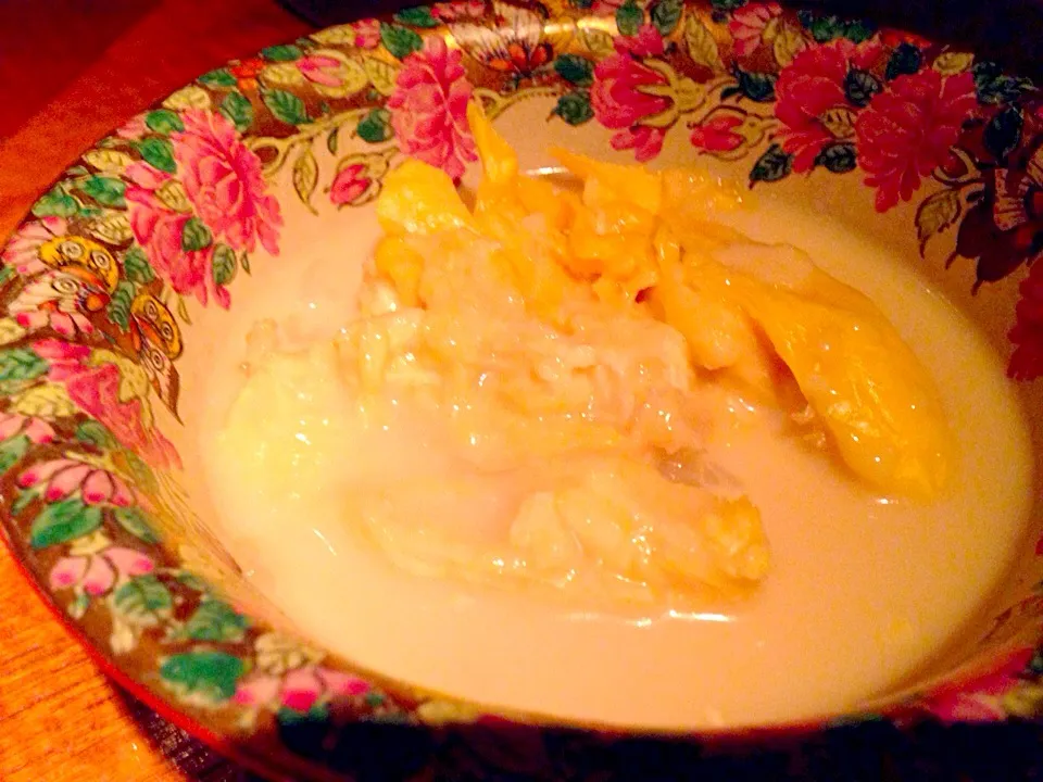 Durian and sticky rice|Obeoom Jumsai Na Ayudhyaさん