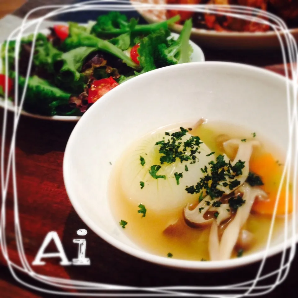 Snapdishの料理写真:新玉丸ごとスープ☆(^o^)|Ai☆さん