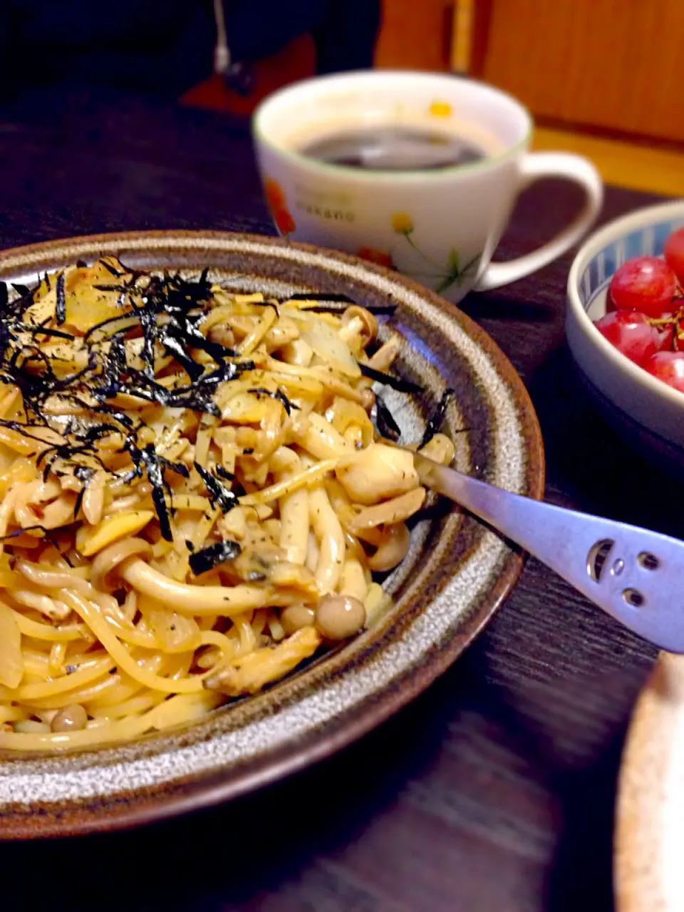 きのことアサリのバター醤油パスタ|Ruriko Okadaさん