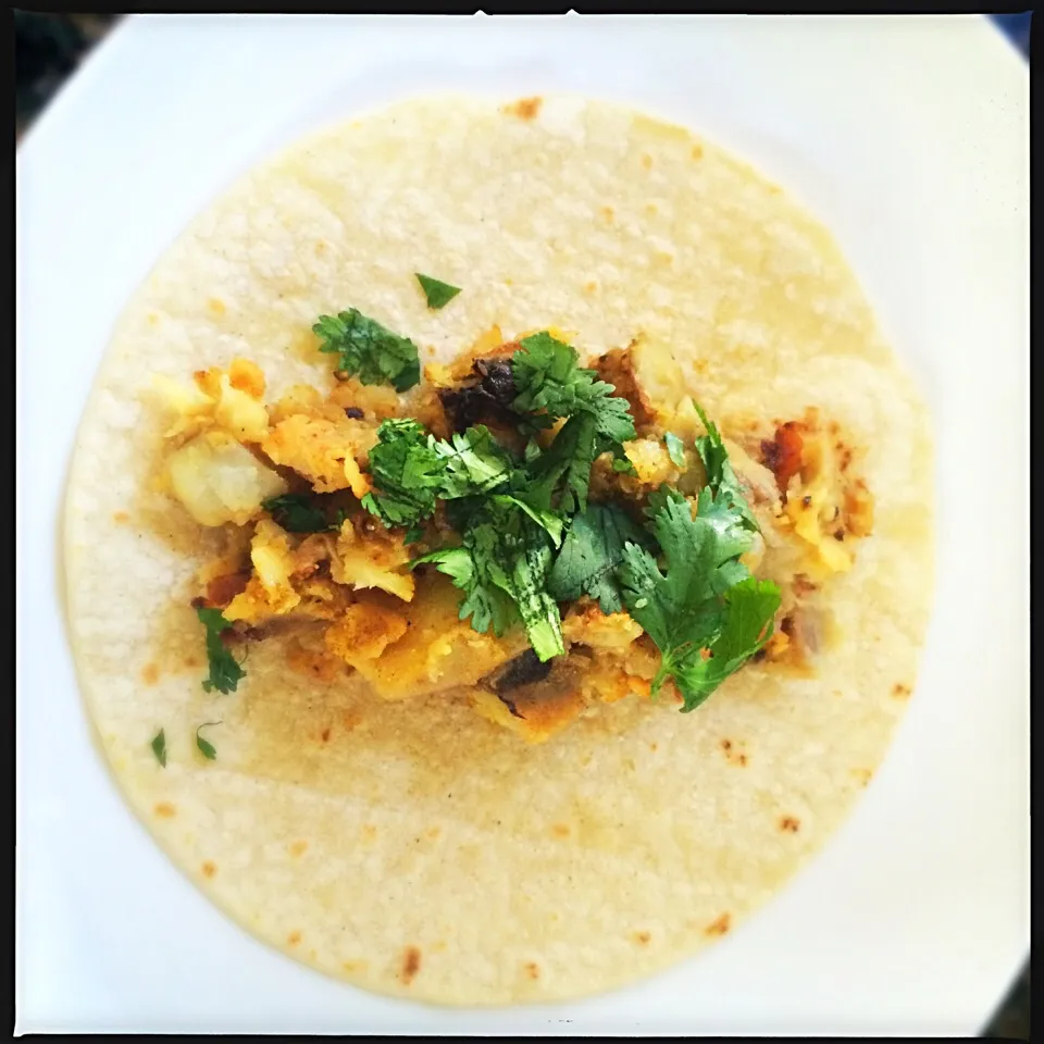 Curried Cauliflower  and Potato Tacos|S Bさん