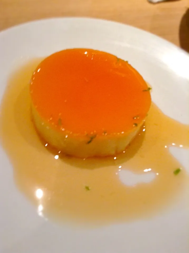 Snapdishの料理写真:LecHe FLaN Na GaWa Sa GaTa..|GeMzKiTchさん