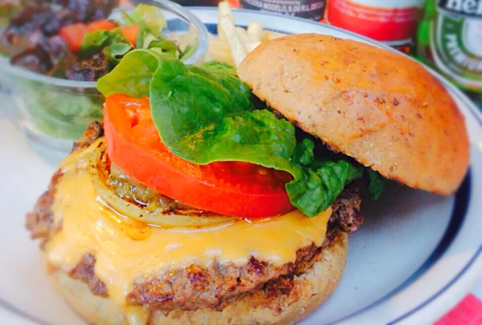 ClassicCheeseBurger|ClassicalCoffeeRoaster,co.ltdさん