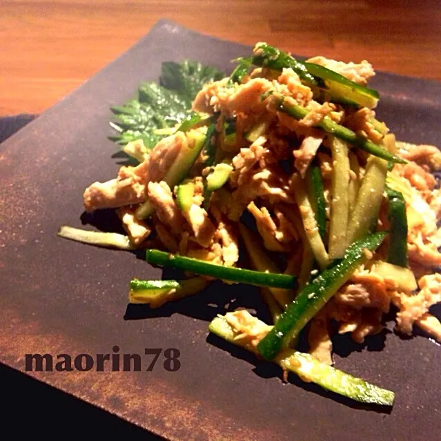 鶏飯風 鶏ムネ肉で鶏ムネ肉とキュウリの胡麻和え☆|CHINAMIさん