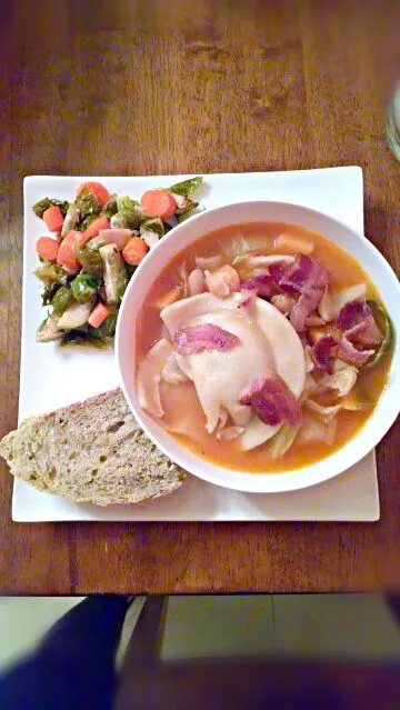 Butternut Squash and Pierogi Soup with Bacon, Roasted Brussels Sprouts and Carrots, and homemade sourdough herb bread.|hilary hagemanさん