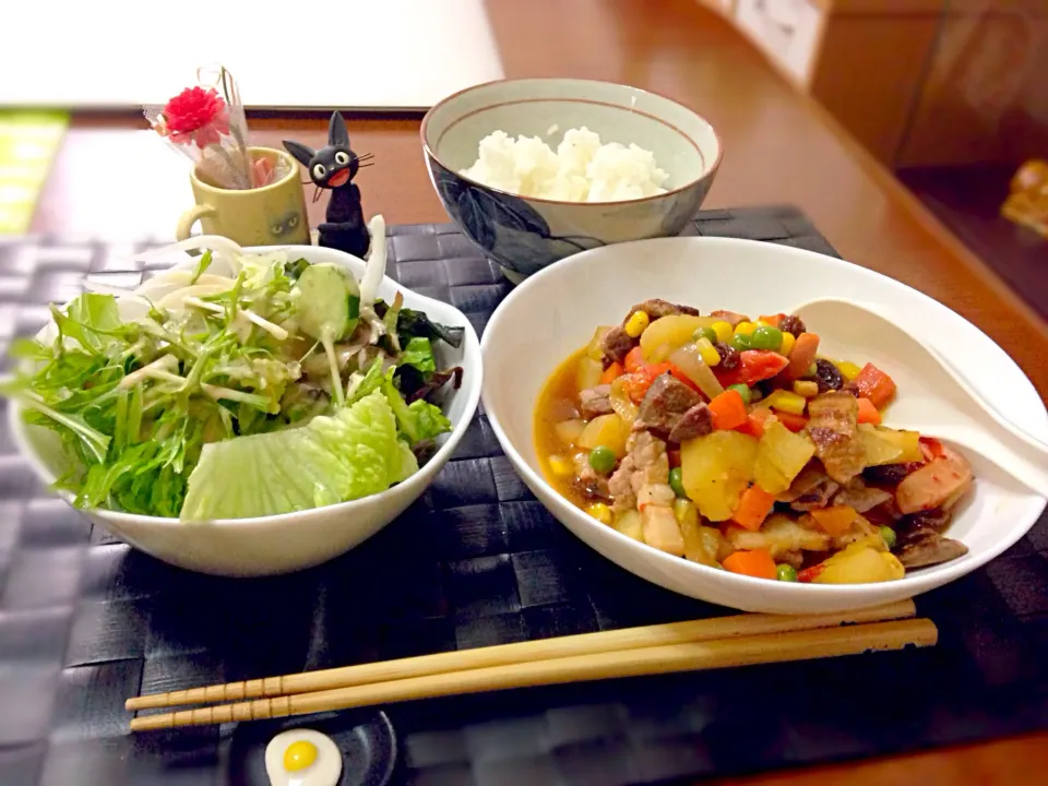 Snapdishの料理写真:🌴メヌード🌴【フィリピン風豚肉野菜トマト煮込み】|マニラ男さん