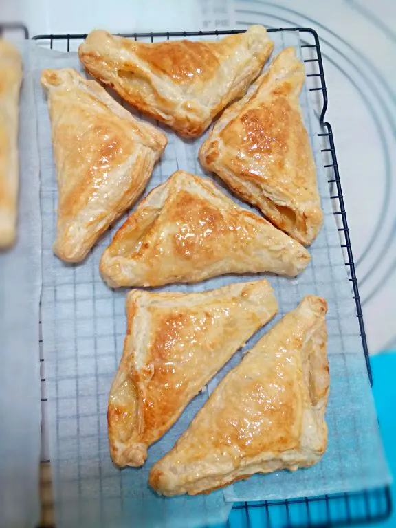 Pineapple Pastries|Yari Gonzálezさん